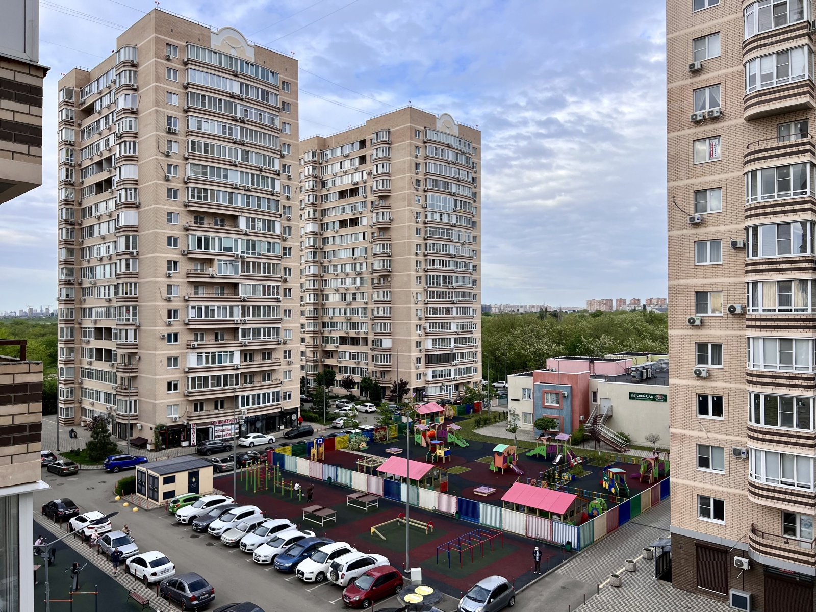 Апартаменты "Стильная студия на Цветах"