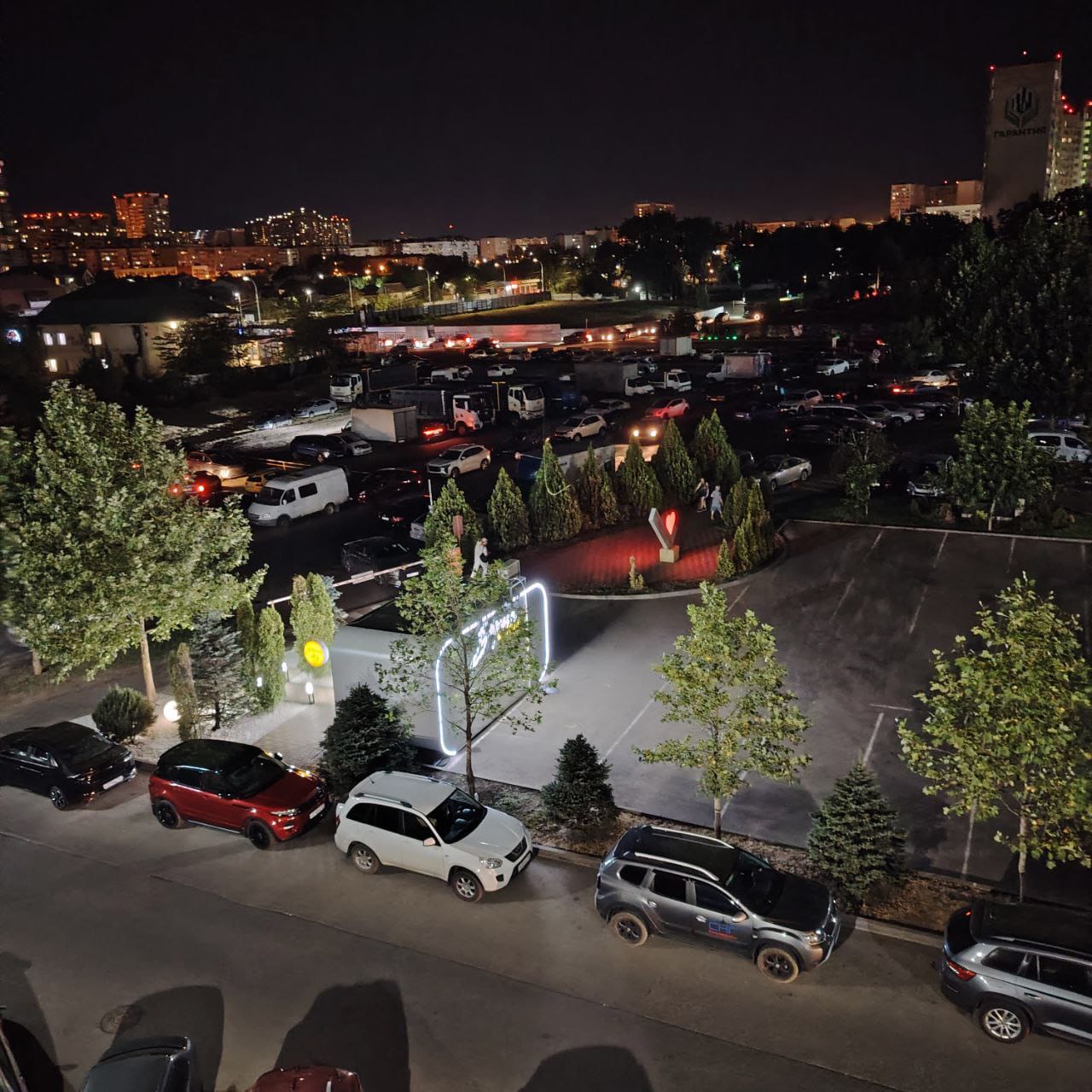 Квартира недалеко от стaдиона Крaснoдаp
