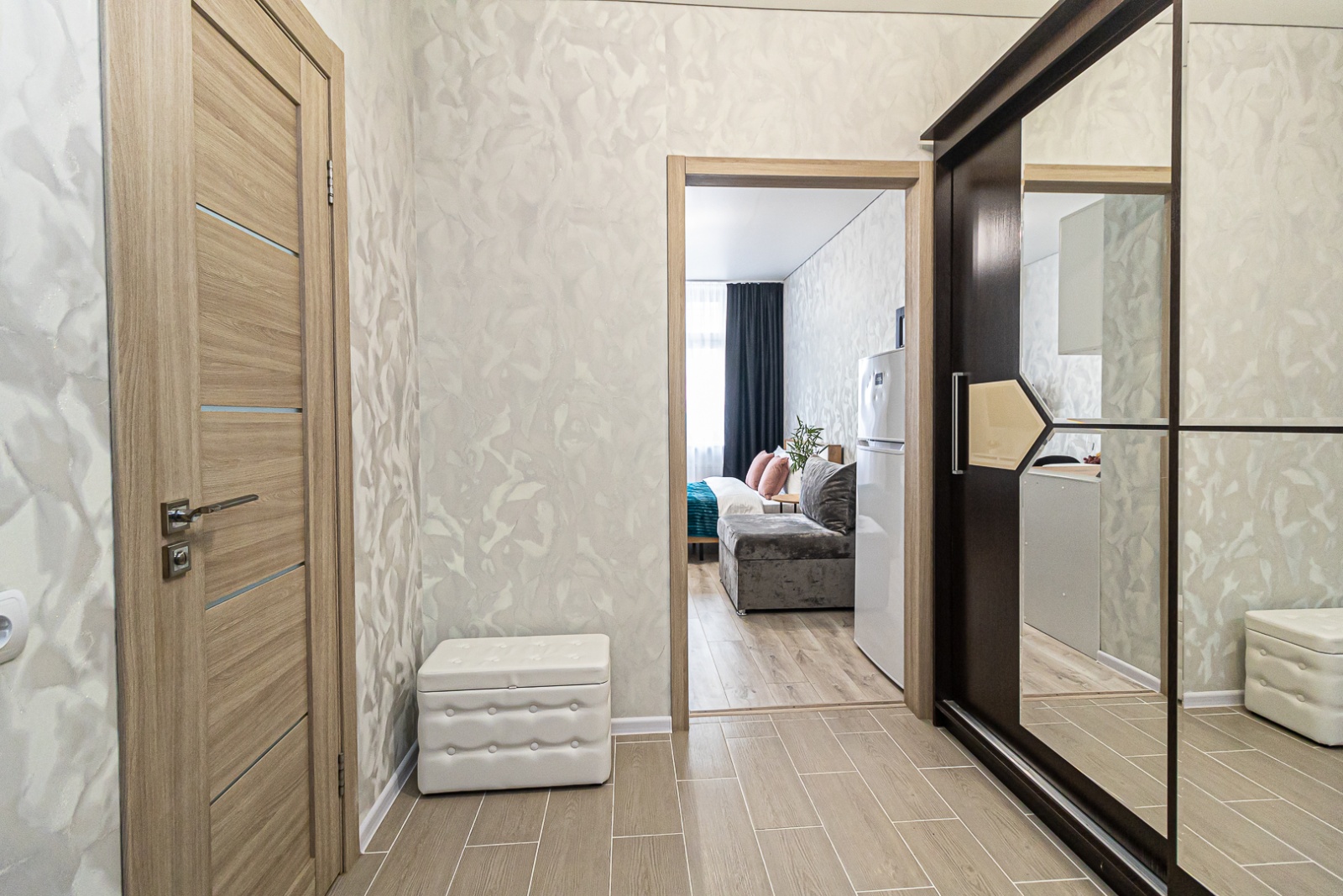 Новая УЮТНАЯ студия возле стадиона «Кpаcнoдаp», ЯПОНСКОГО САДА и ПАРКА ГАЛИЦКОГО