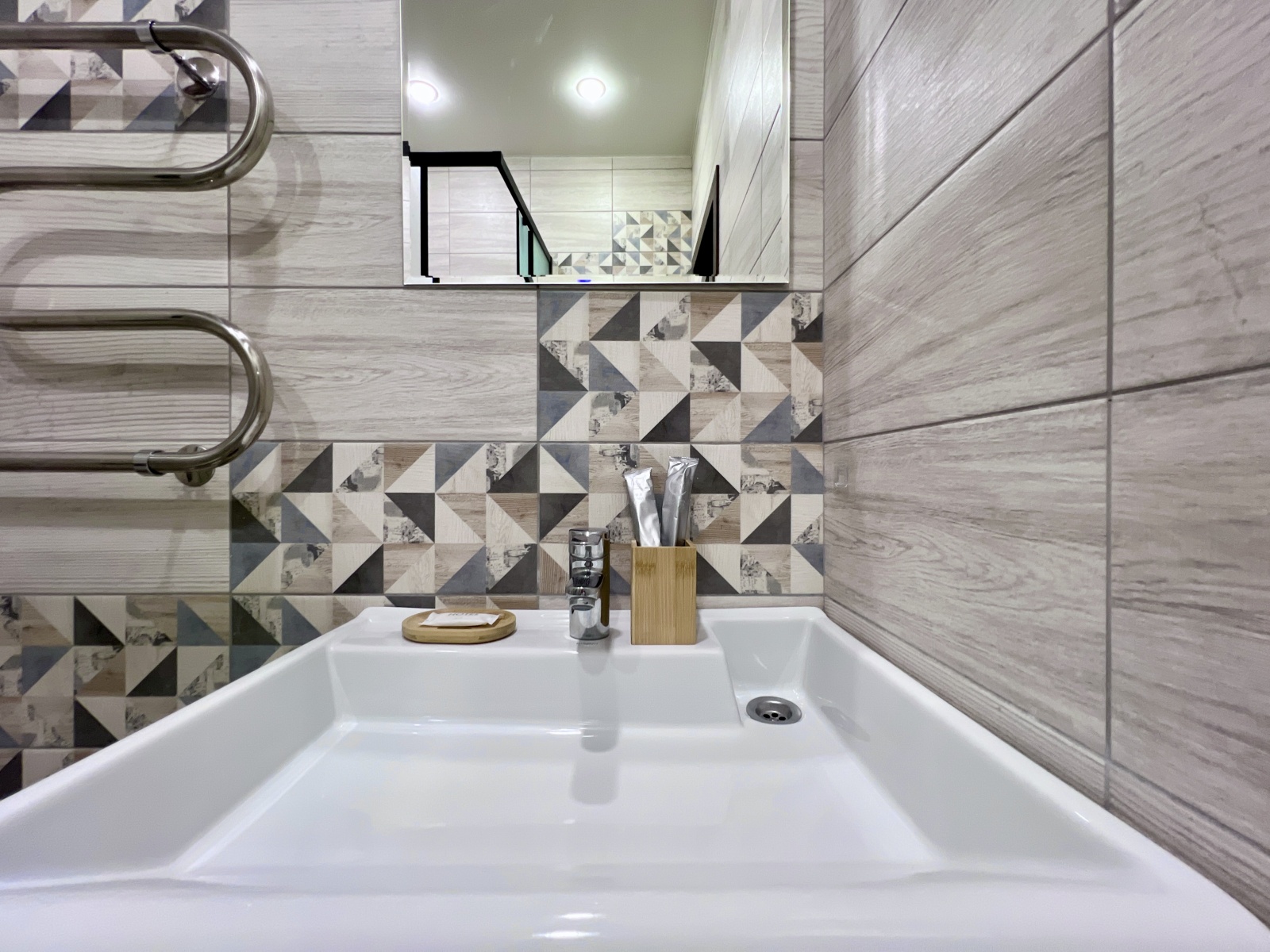 Апартаменты "Стильная студия на Цветах"