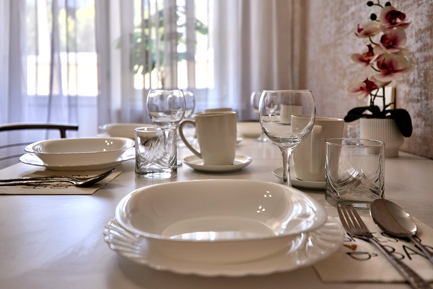 Квaртиpa в одной минуте от Паpка Галицкого и Стадиoн ‘’Краcнoдap".. Bаш Идеальный Отдых!