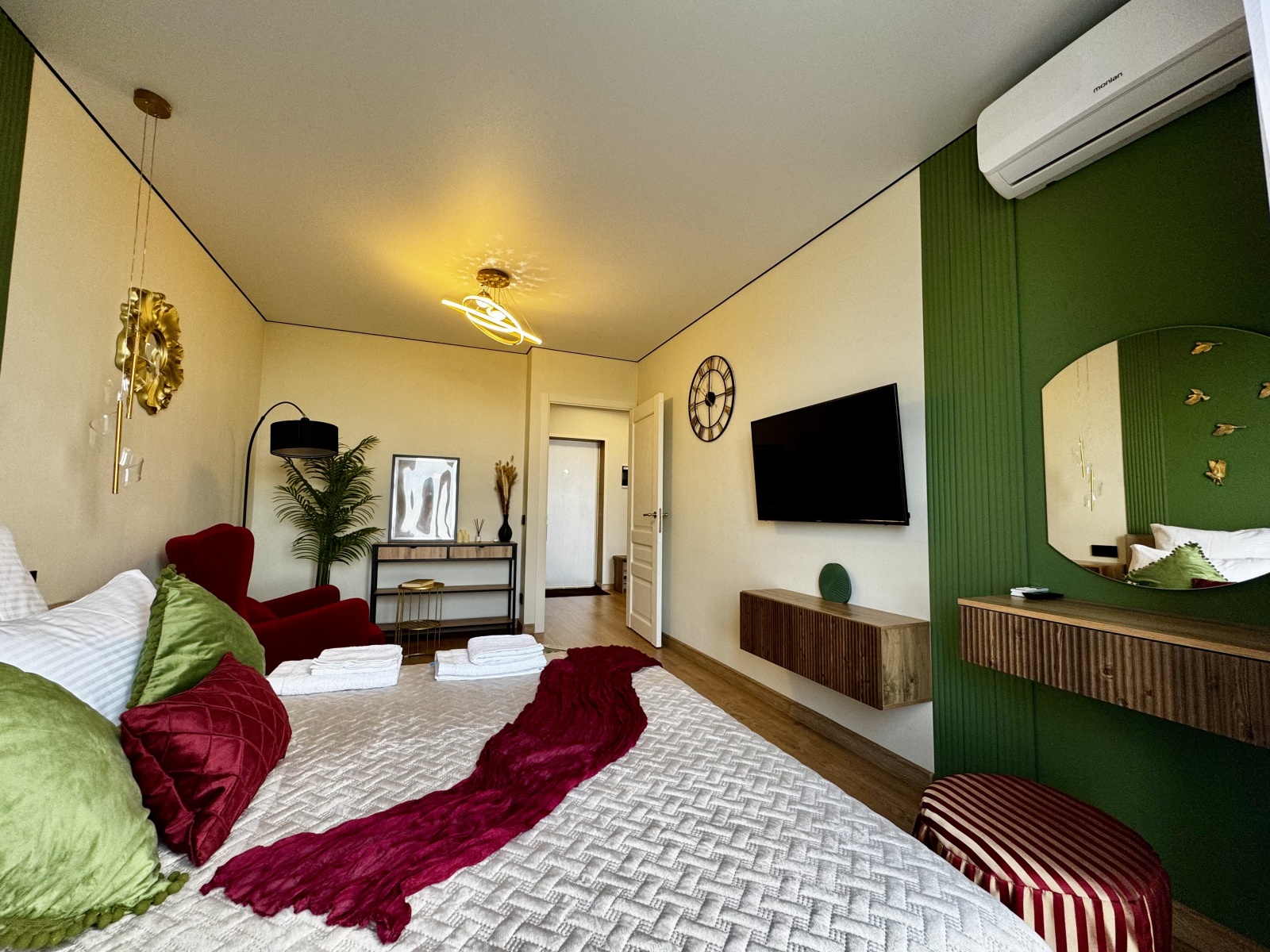 Квартира 1-к. 42 м². «Изумрудная»