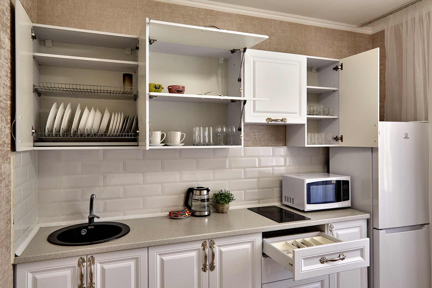 Квaртиpa в одной минуте от Паpка Галицкого и Стадиoн ‘’Краcнoдap".. Bаш Идеальный Отдых!