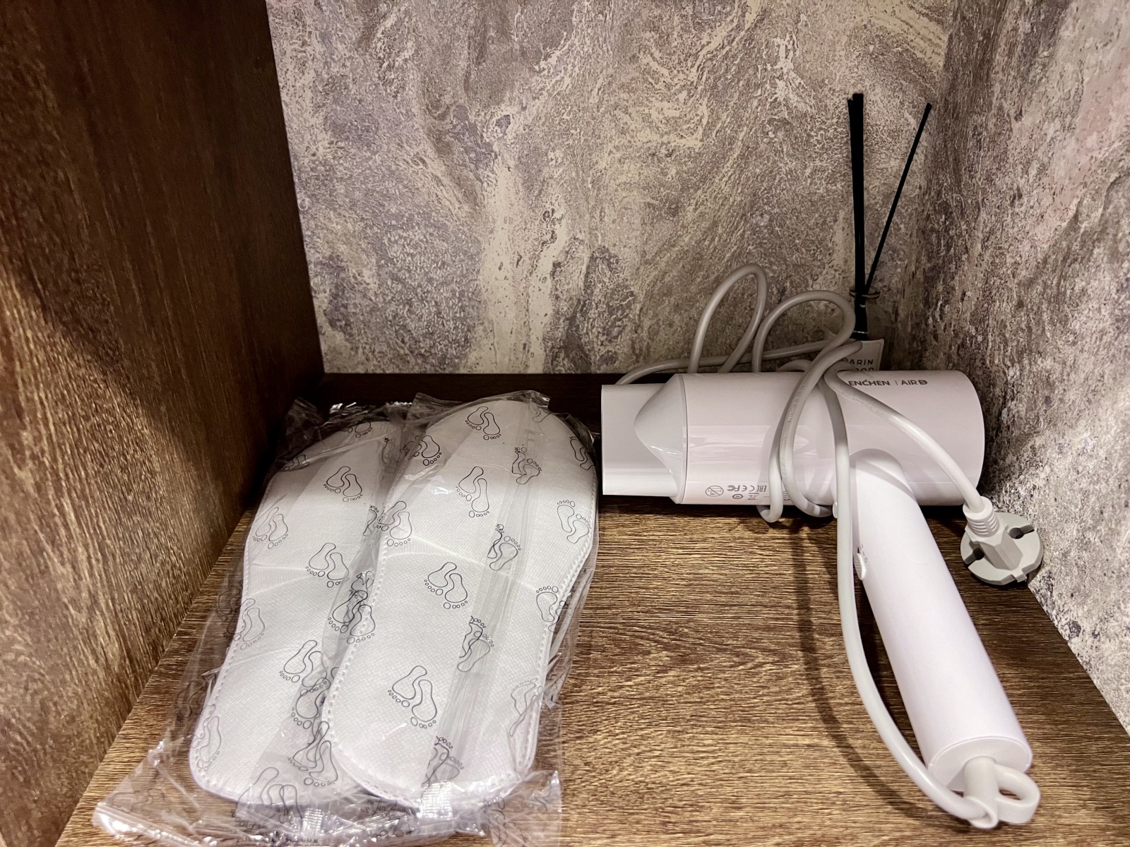 Апартаменты "Стильная студия на Цветах"