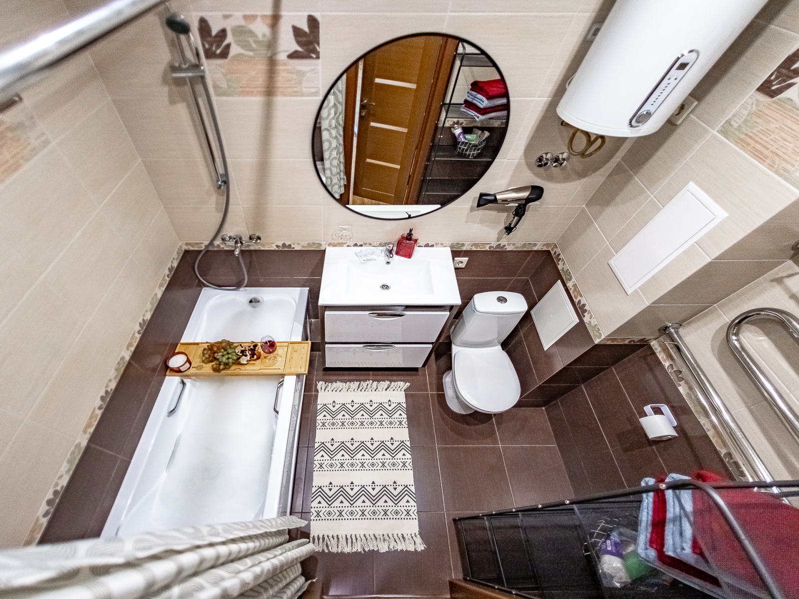 Открой Сердце Краснодара: Уютная Квартира у Парка Галицкого! 