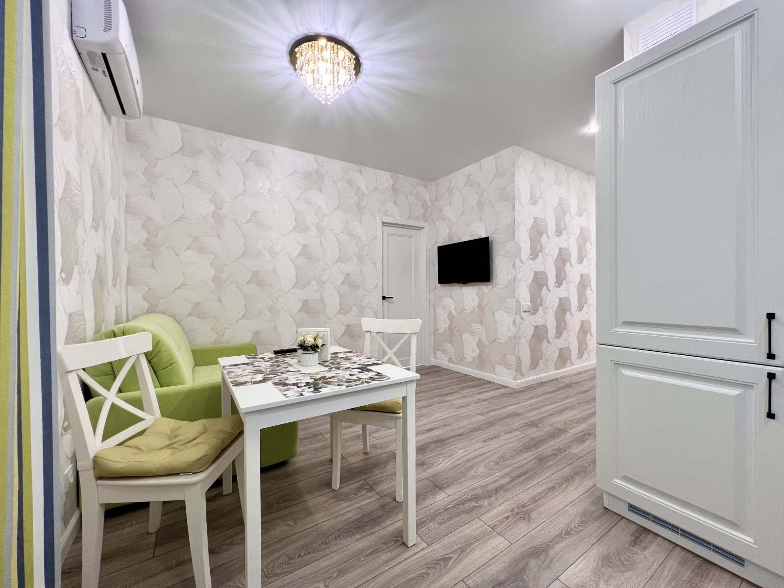 Апартаменты "Пентхаус на Цветах"