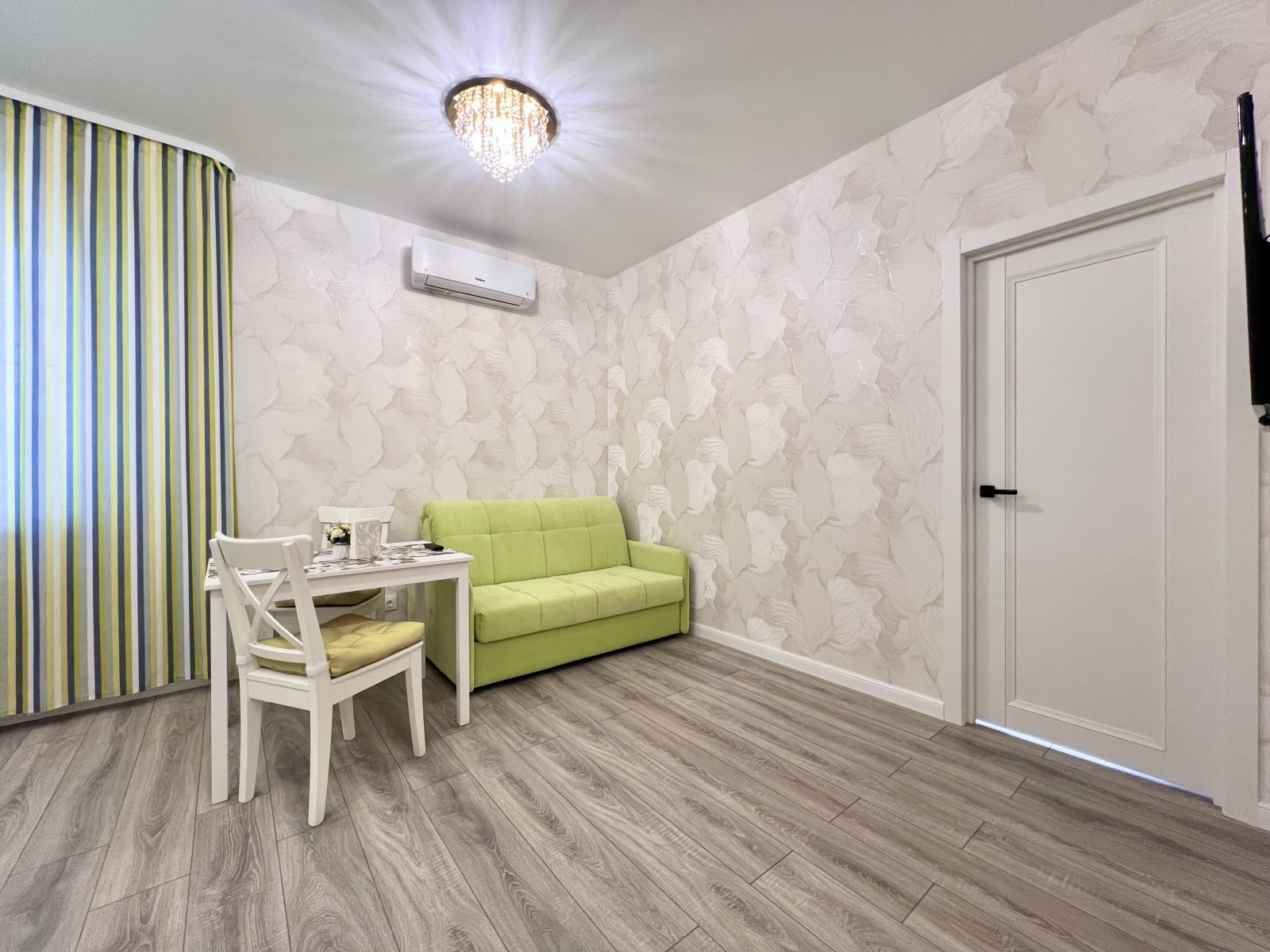 Апартаменты "Пентхаус на Цветах"