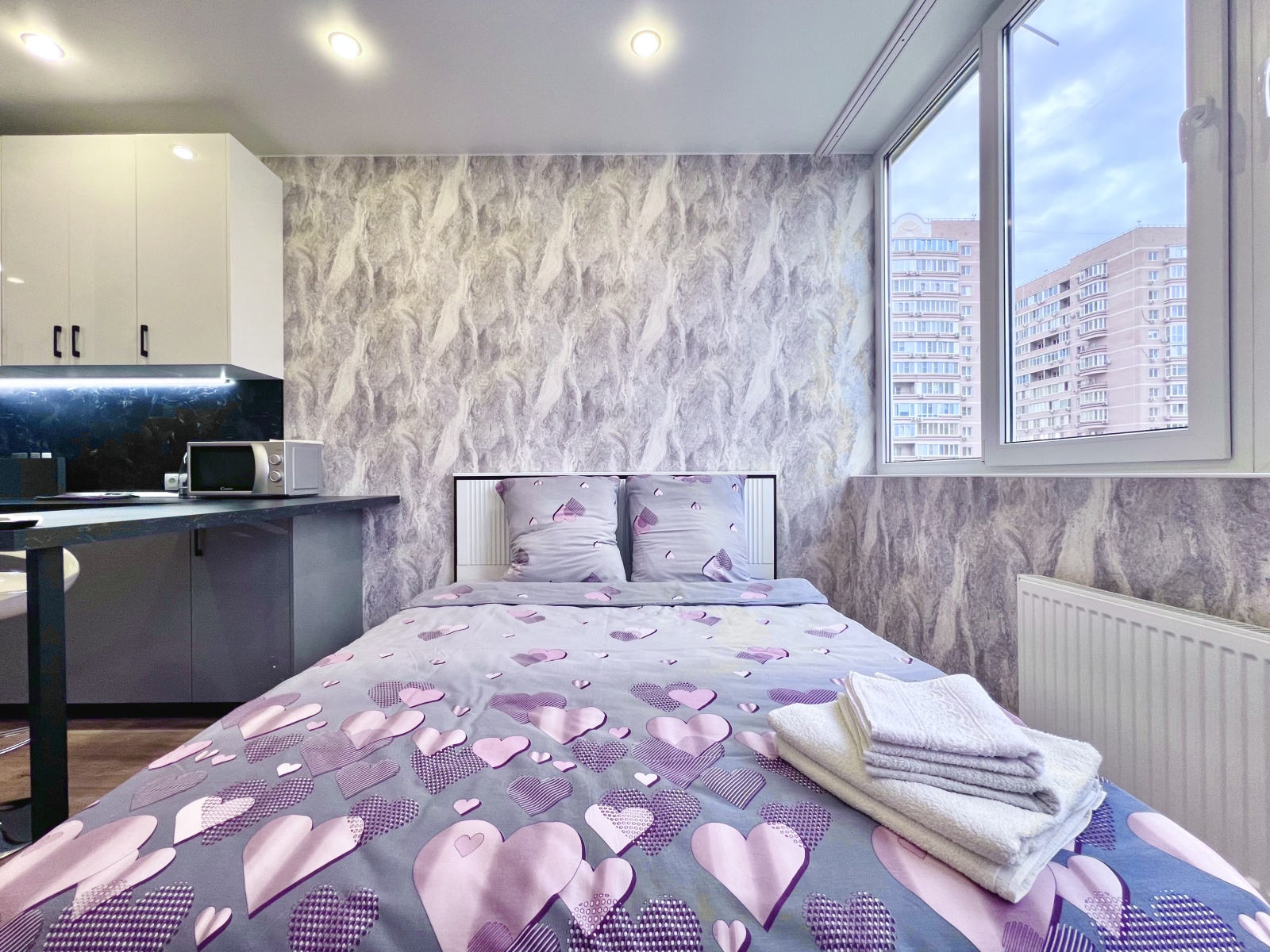 Апартаменты "Стильная студия на Цветах"