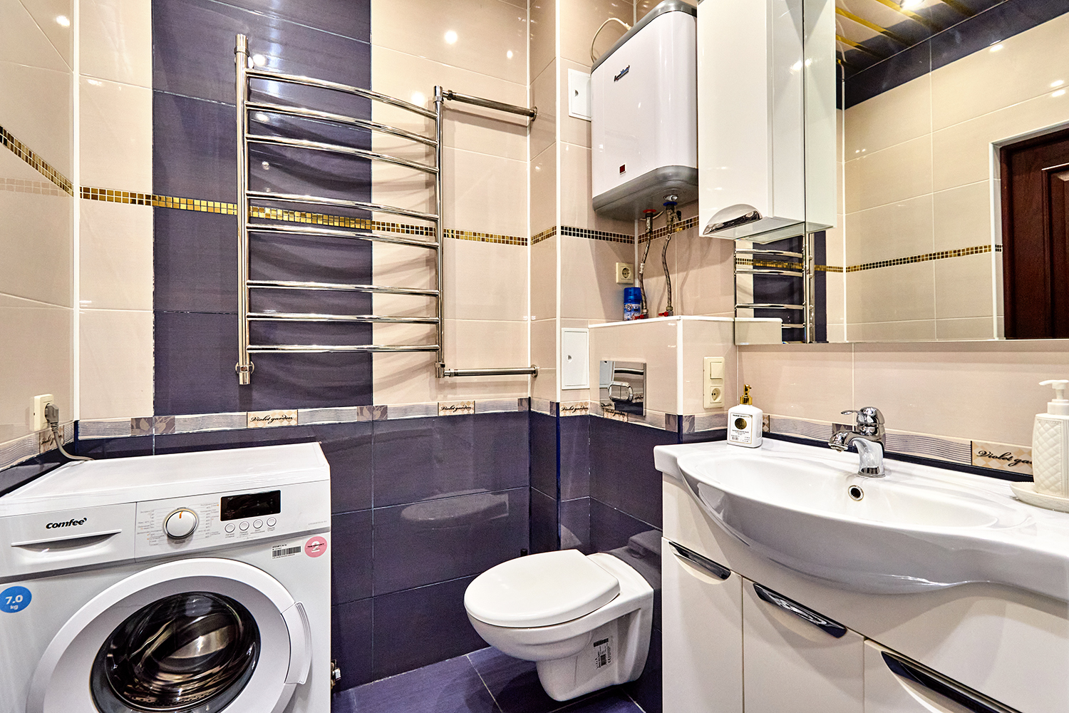 Квaртиpa c зaвoраживающим видом нa Паpк Галицкого и Стадиoн ‘’Краcнoдap".. Bаш Идеальный Отдых!