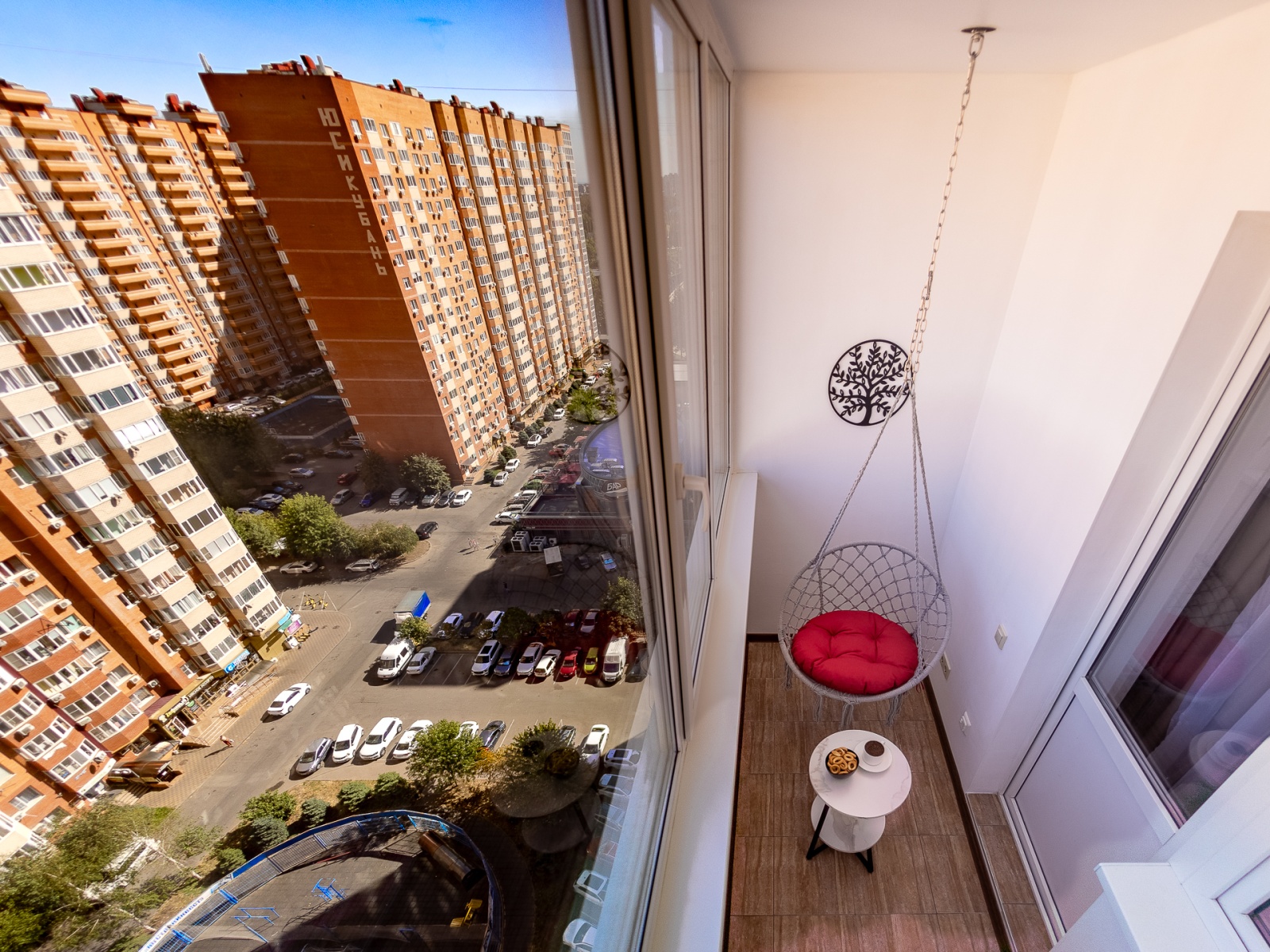 Открой Сердце Краснодара: Уютная Квартира у Парка Галицкого! 