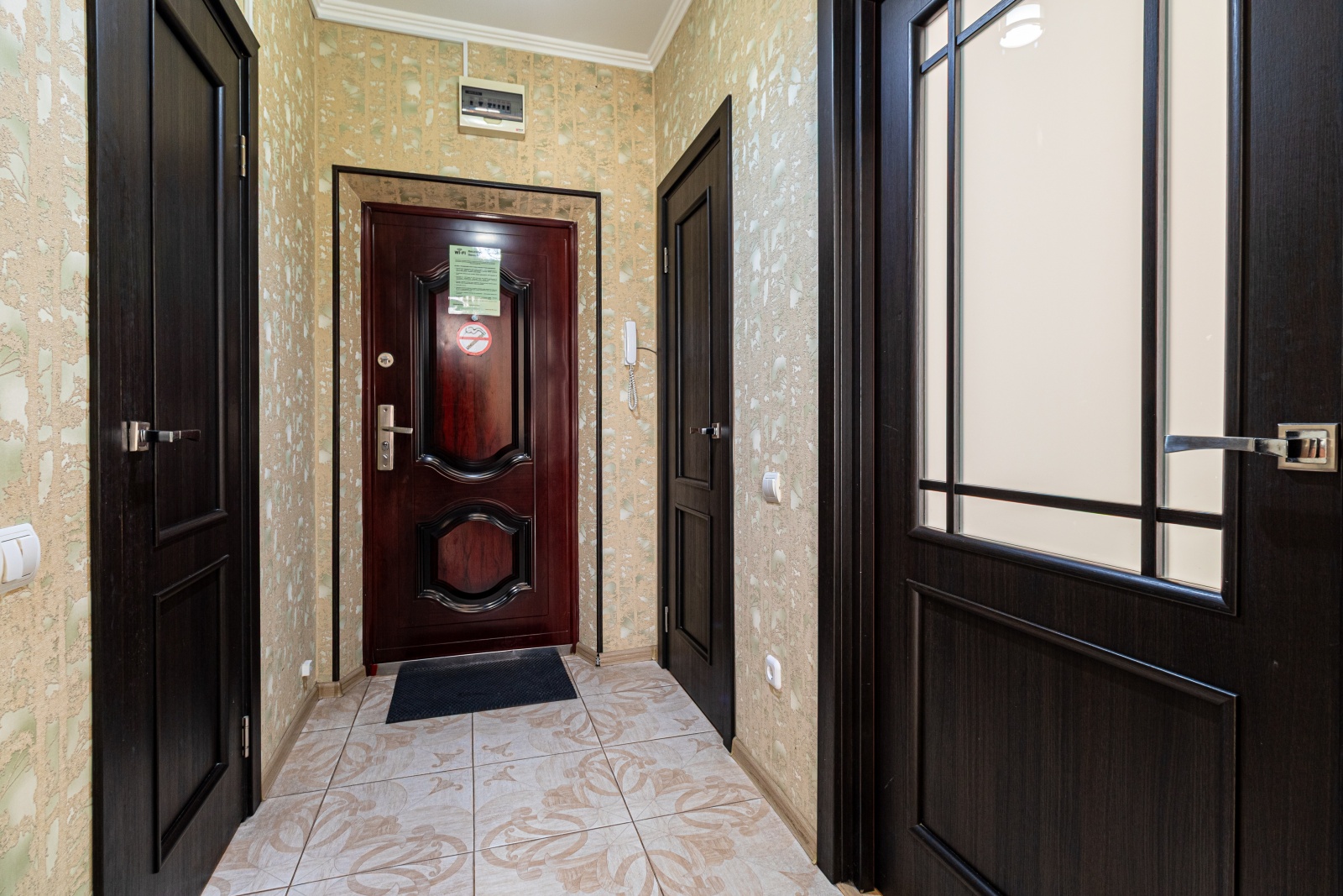 Ривьера Галицкого": Погрузитесь в Атмосферу Отдыха в Светлых и Просторных Апартаментах у Знаменитого Парка! 