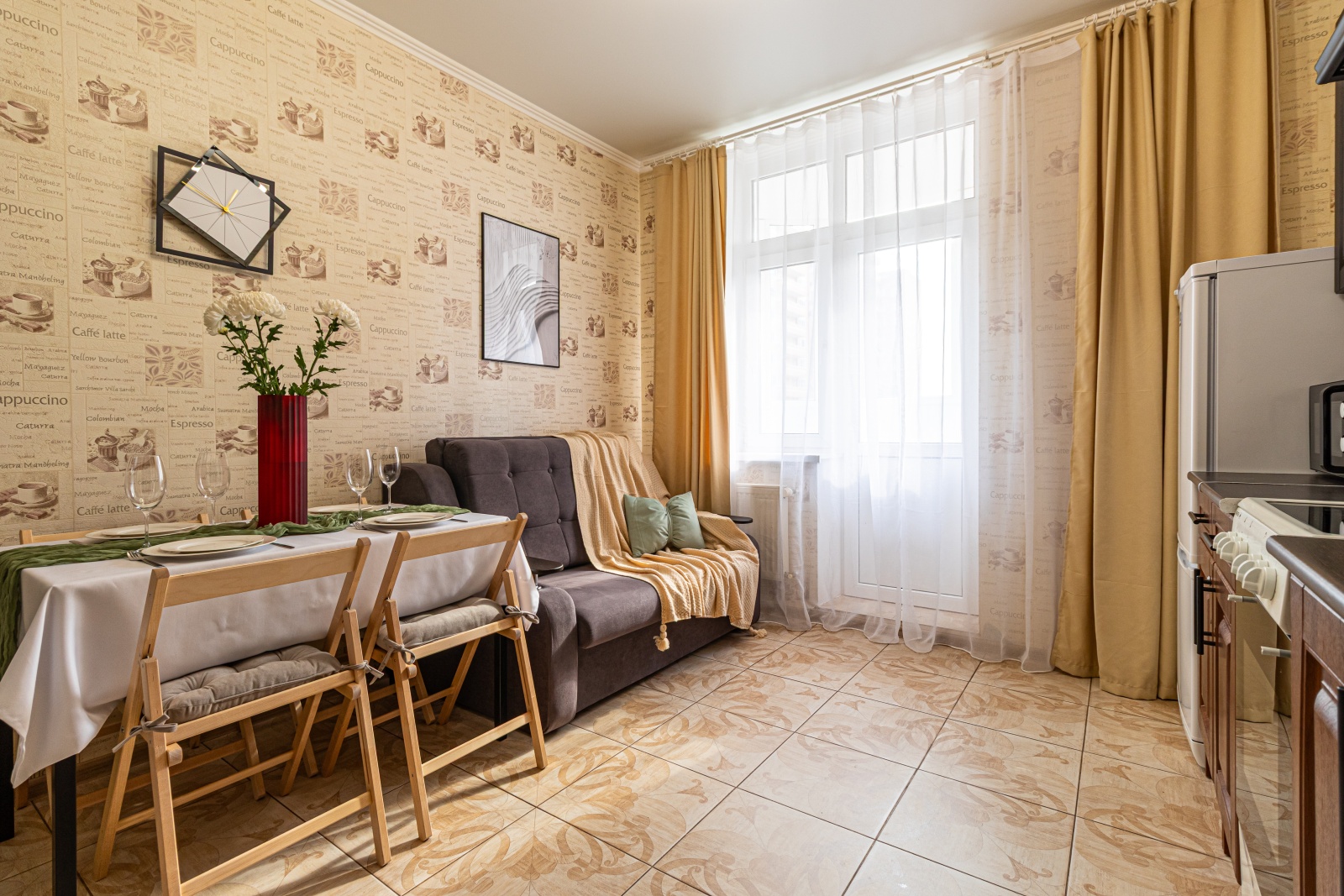 Ривьера Галицкого": Погрузитесь в Атмосферу Отдыха в Светлых и Просторных Апартаментах у Знаменитого Парка! 