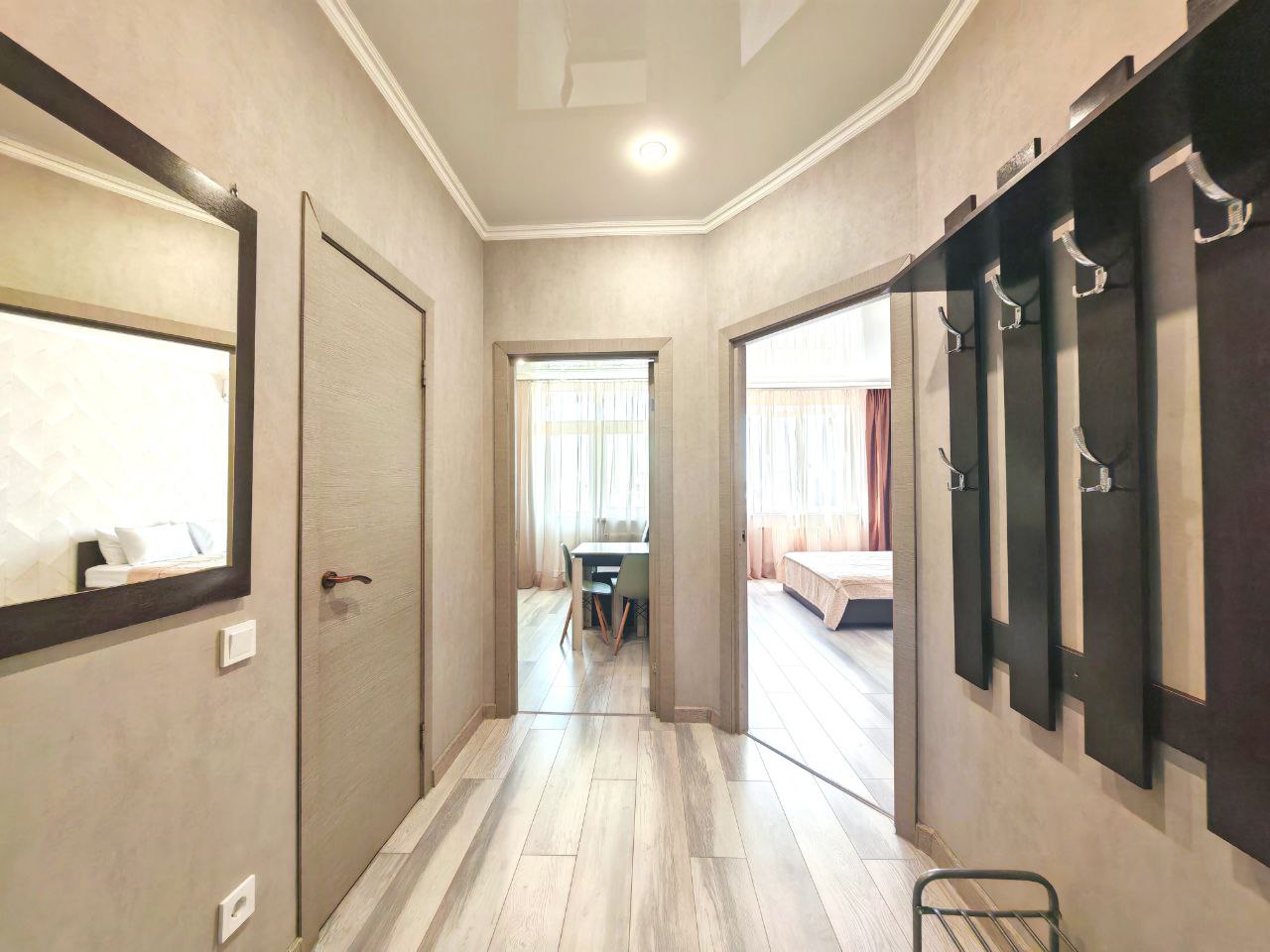 Вы полюбите это удобство, всего 1 минута до стадиона