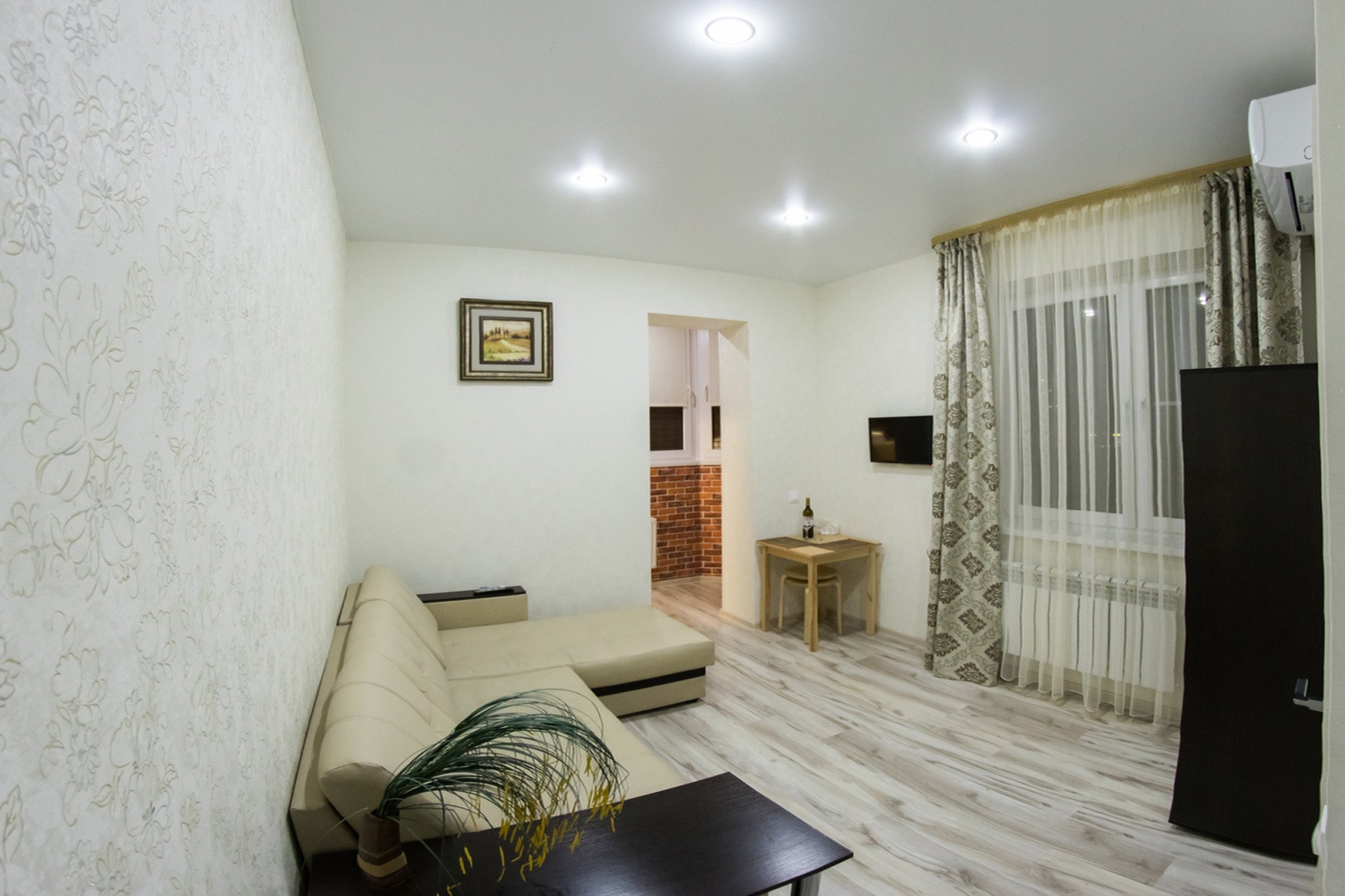 Апартаменты на Лузана