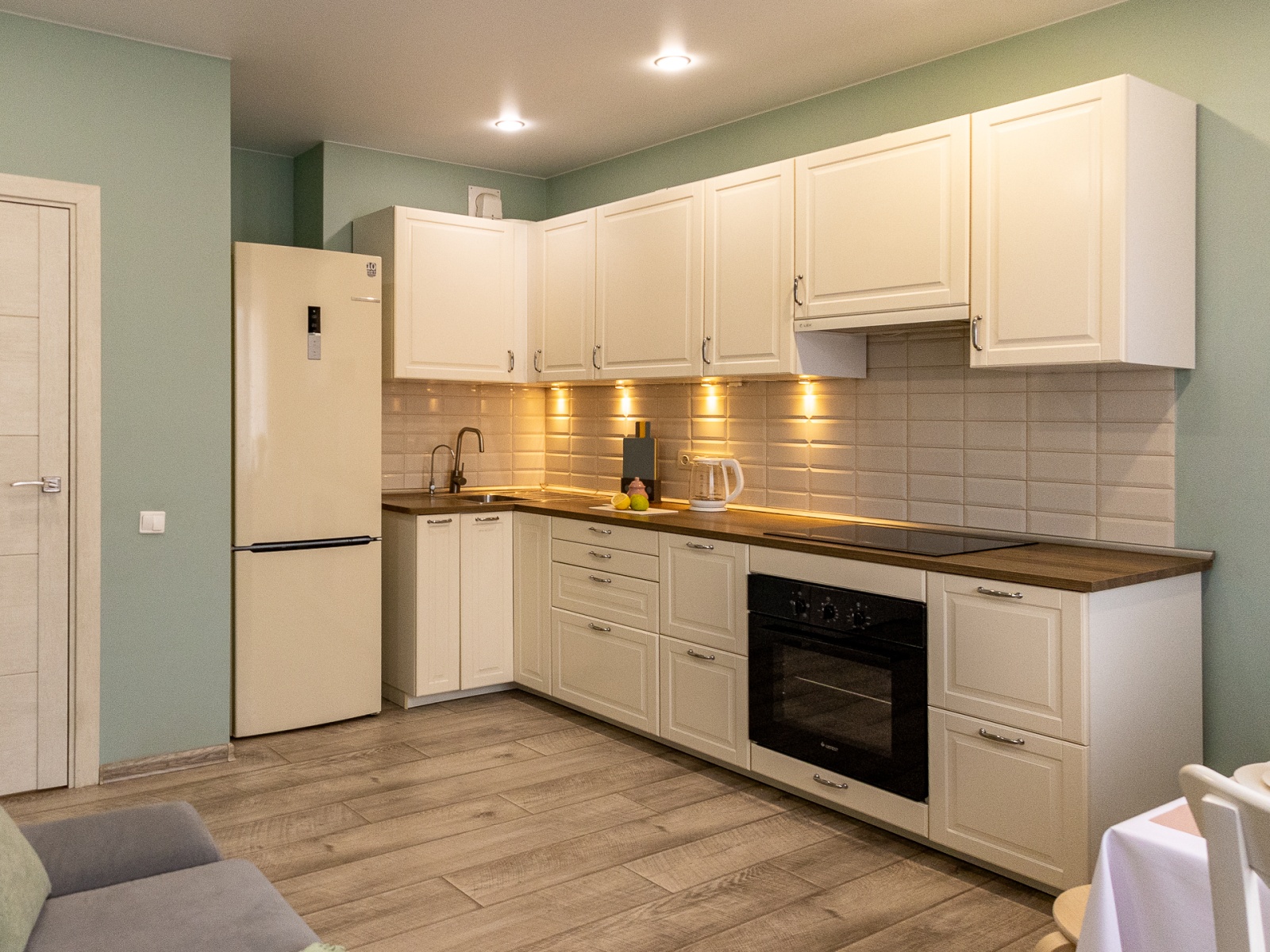 Закатная симфония у Парка Галицкого! 2-комнатная квартира мечта! 