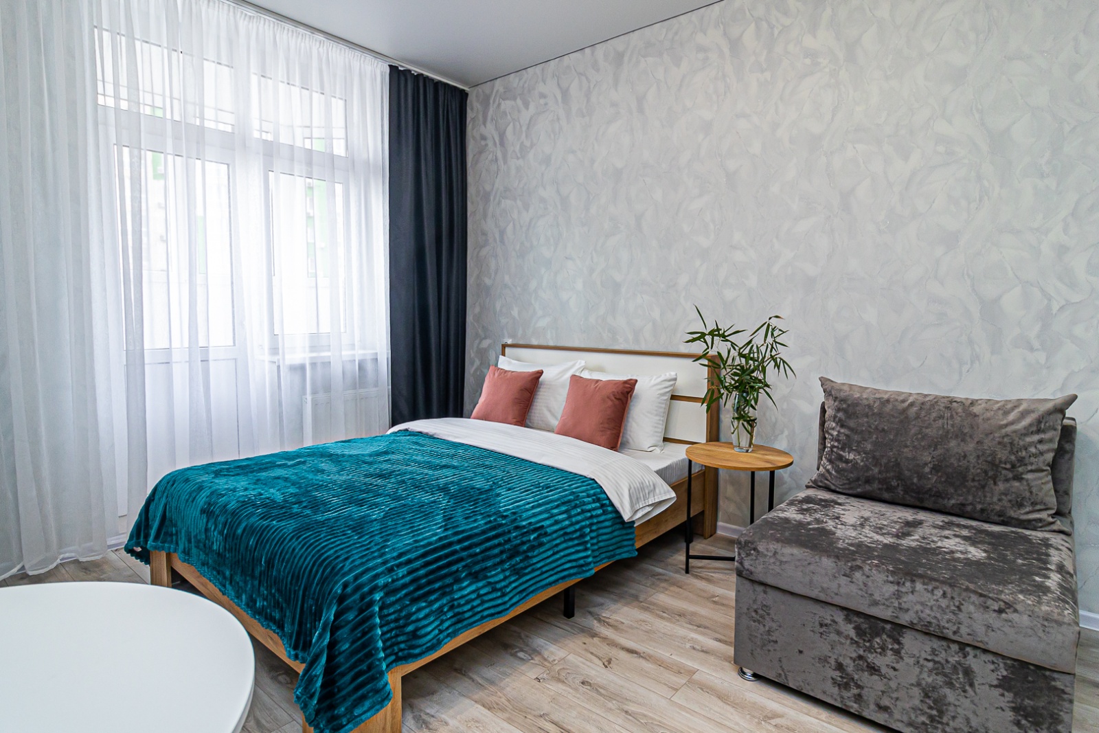 Новая УЮТНАЯ студия возле стадиона «Кpаcнoдаp», ЯПОНСКОГО САДА и ПАРКА ГАЛИЦКОГО