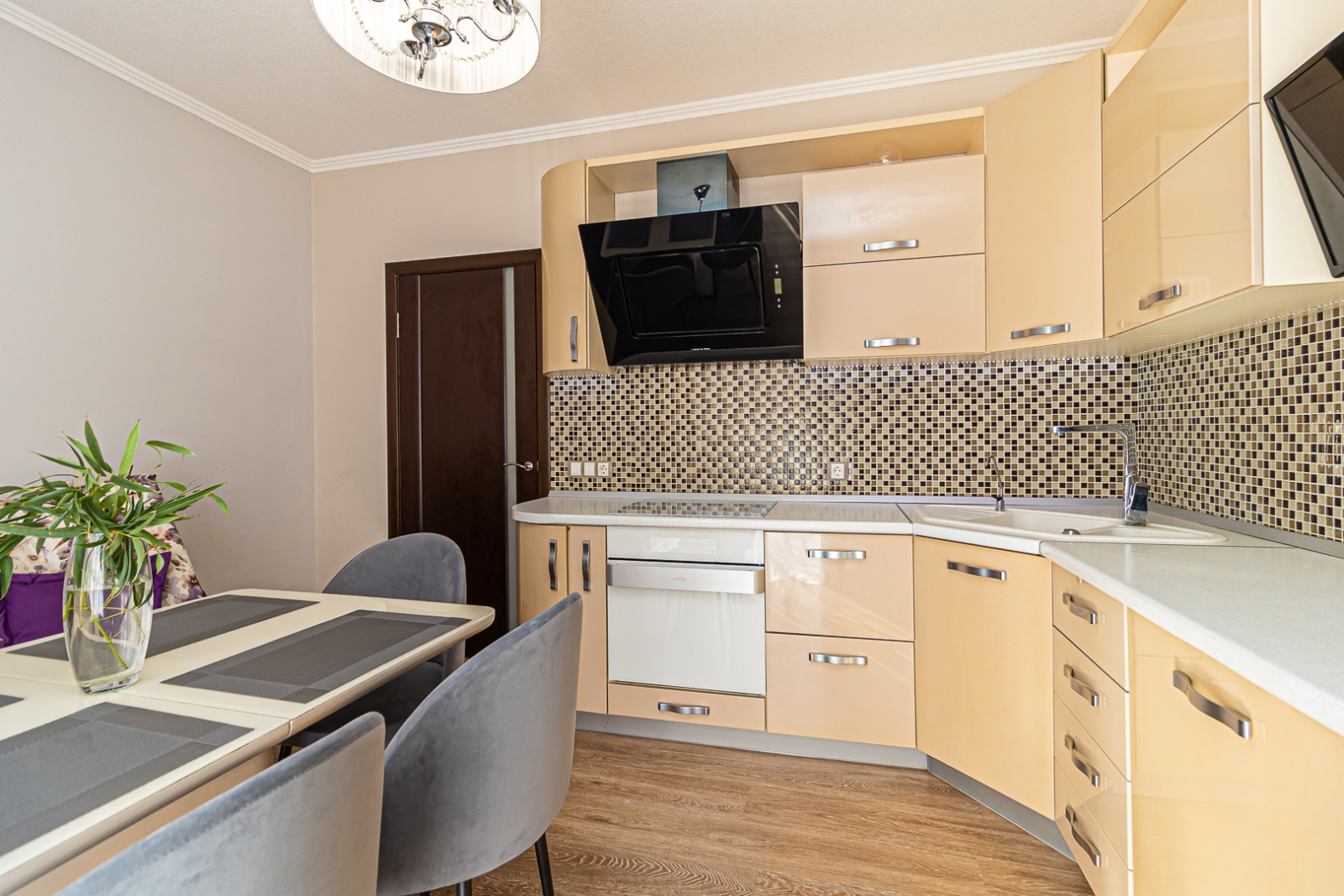 Отличная двухкомнатная квартира