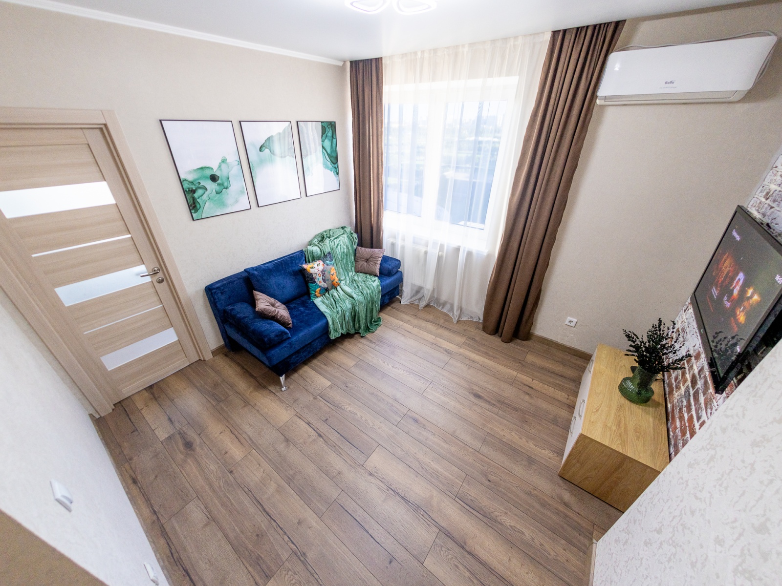 Откройте для себя комфорт: 2-комнатная квартира мечты рядом с Парком Краснодар (Галицкого) и видом на "Облака"!