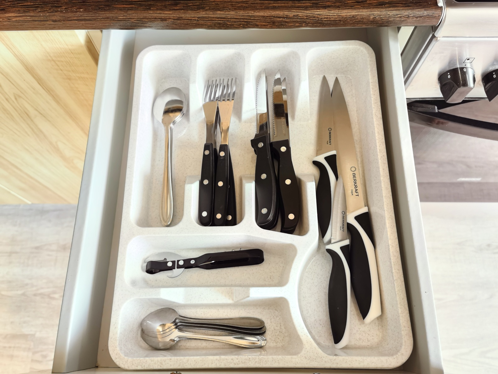 Сны и сновидения