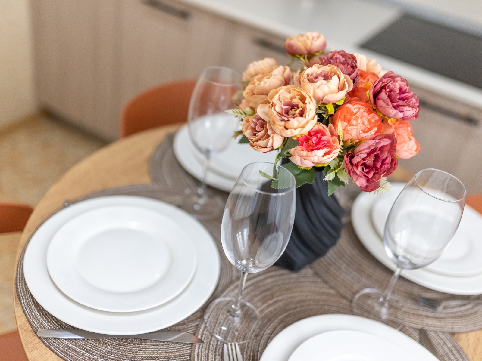 Волшебный вид на "Облака" с балкона-качели! (Рядом с парком Галицкого).