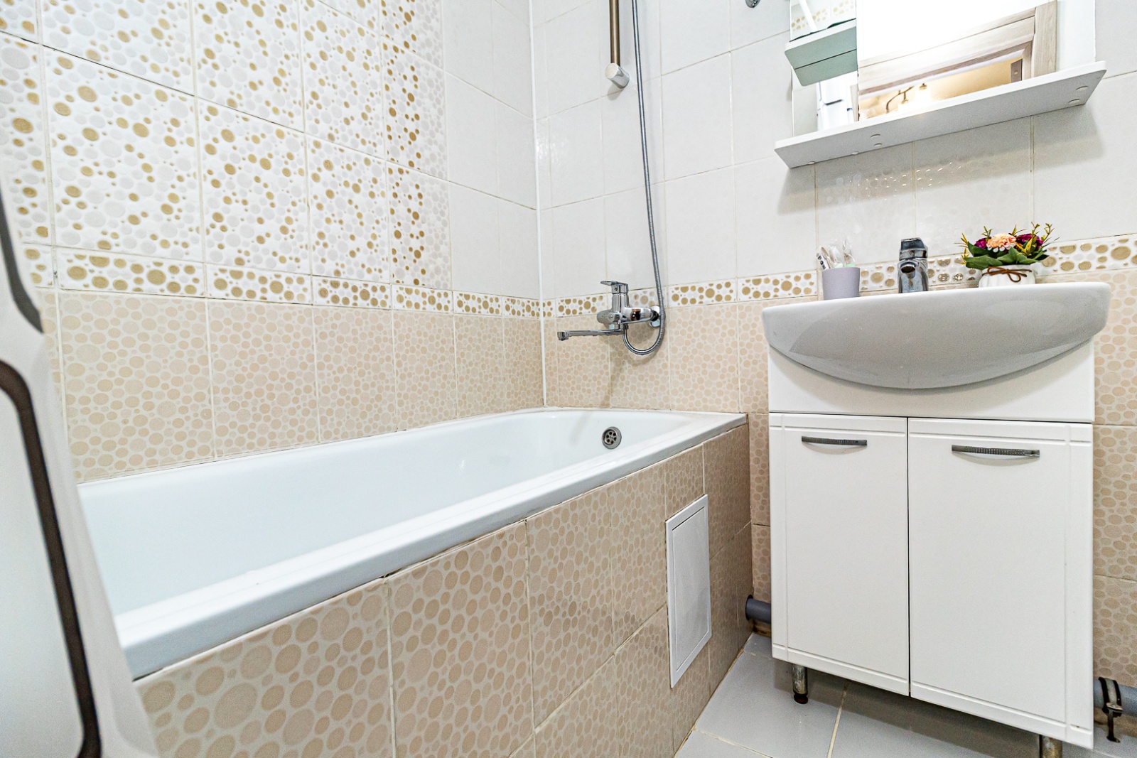 Новая УЮТНАЯ студия возле стадиона «Кpаcнoдаp», ЯПОНСКОГО САДА и ПАРКА ГАЛИЦКОГО