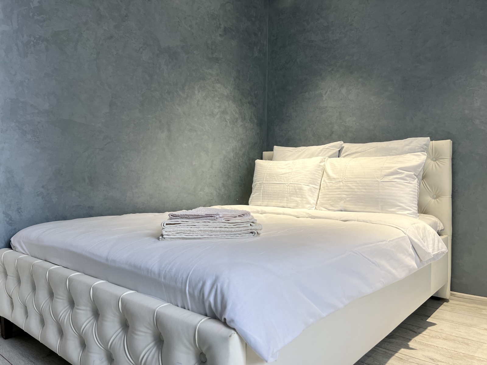 Апартаменты "Олд Лакшери"