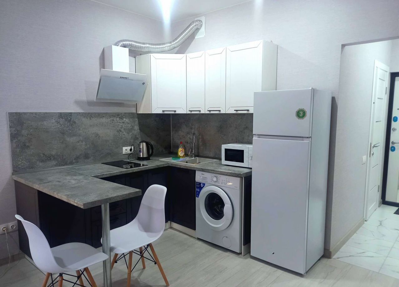 Квартира на улице имени Сергея Есенина, 127/2