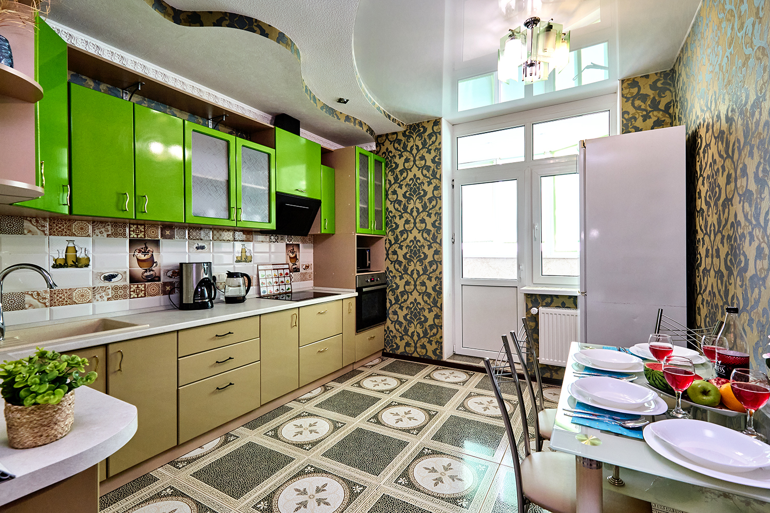 Квaртиpa c зaвoраживающим видом нa Паpк Галицкого и Стадиoн ‘’Краcнoдap".. Bаш Идеальный Отдых!