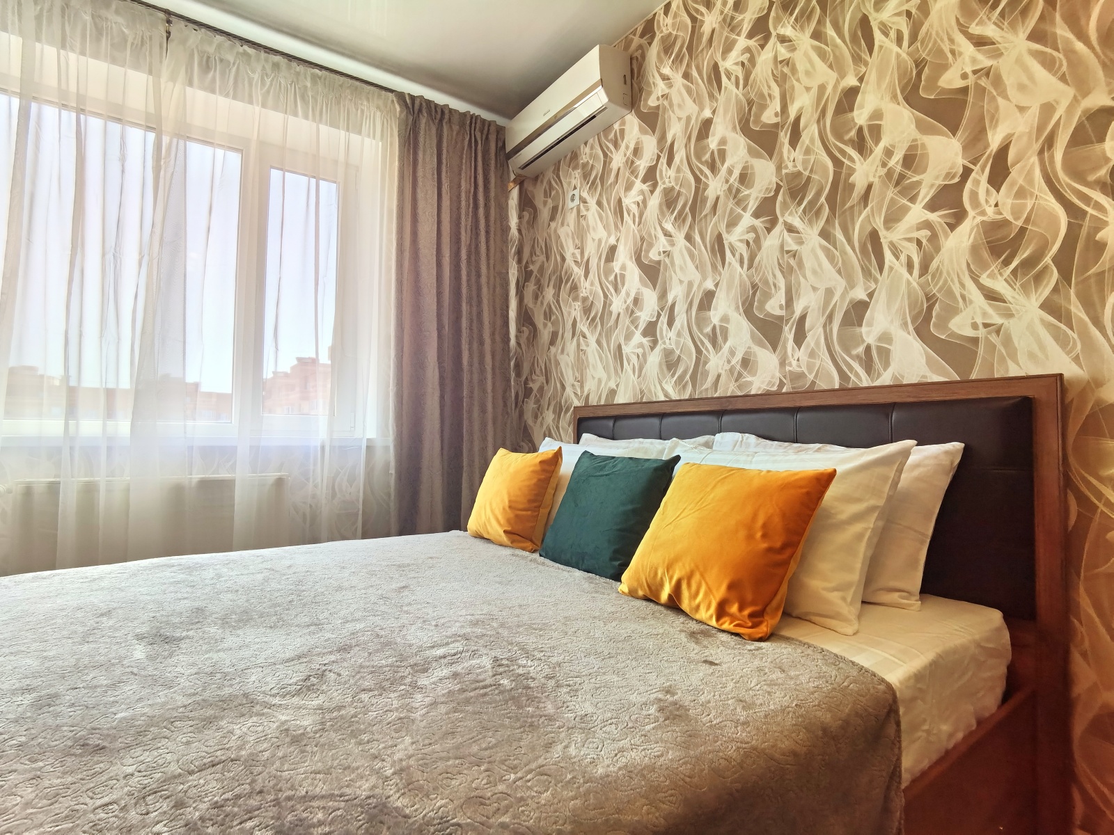 Сны и сновидения