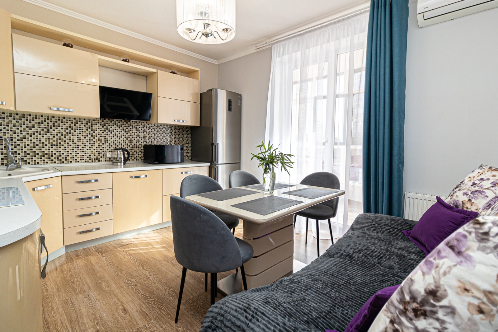 Отличная двухкомнатная квартира