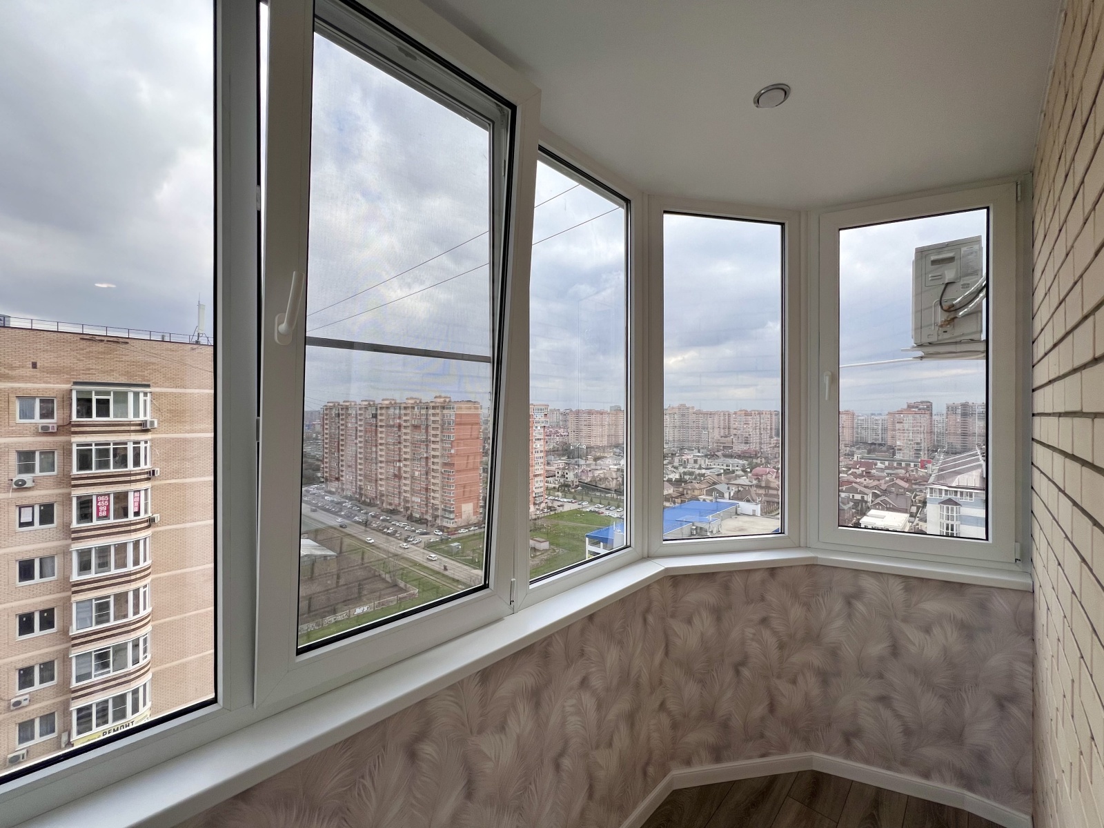 Апартаменты "Пентхаус на Цветах"