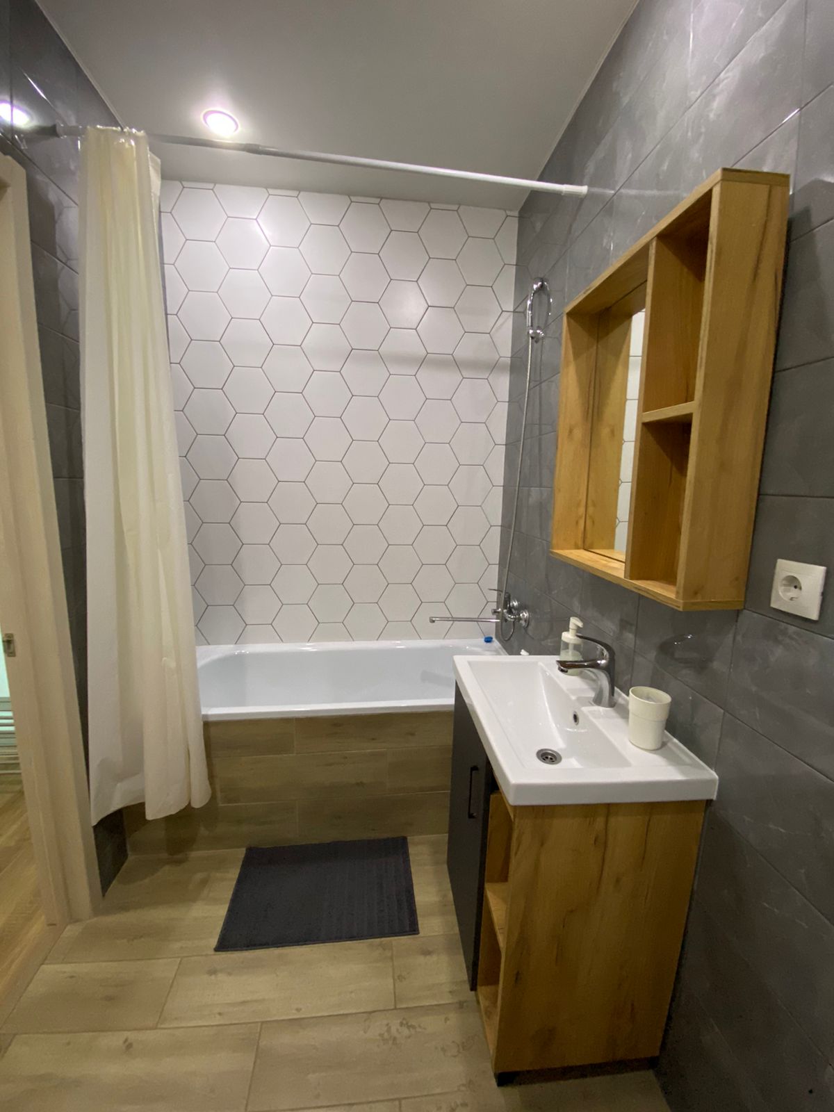 Апартаменты Квартира-студия Кореновская 2 к 4 №1