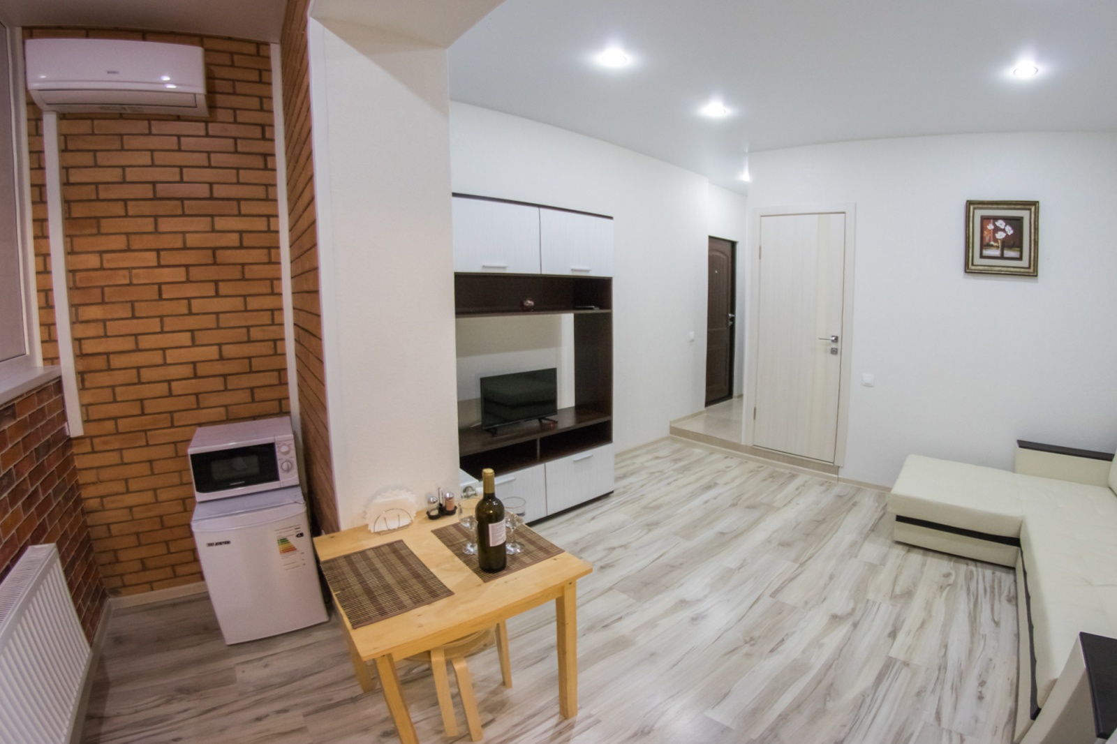 Апартаменты на Лузана