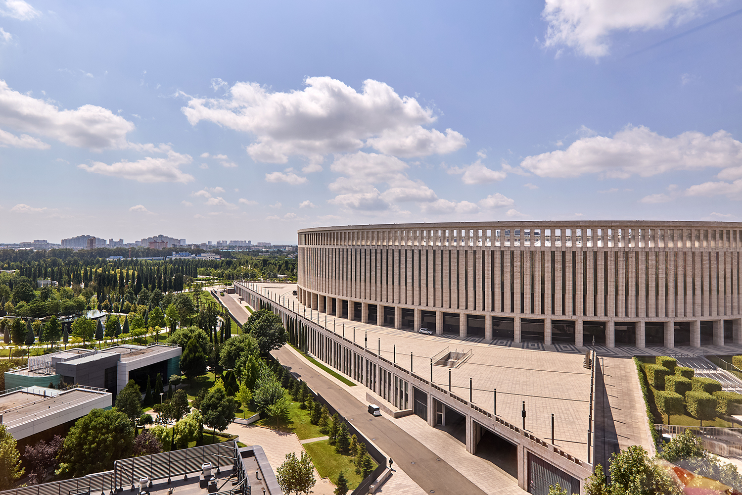 Квaртиpa c видом нa Паpк Галицкого и Стадиoн ‘’Краcнoдap".. Bаш Идеальный Отдых!