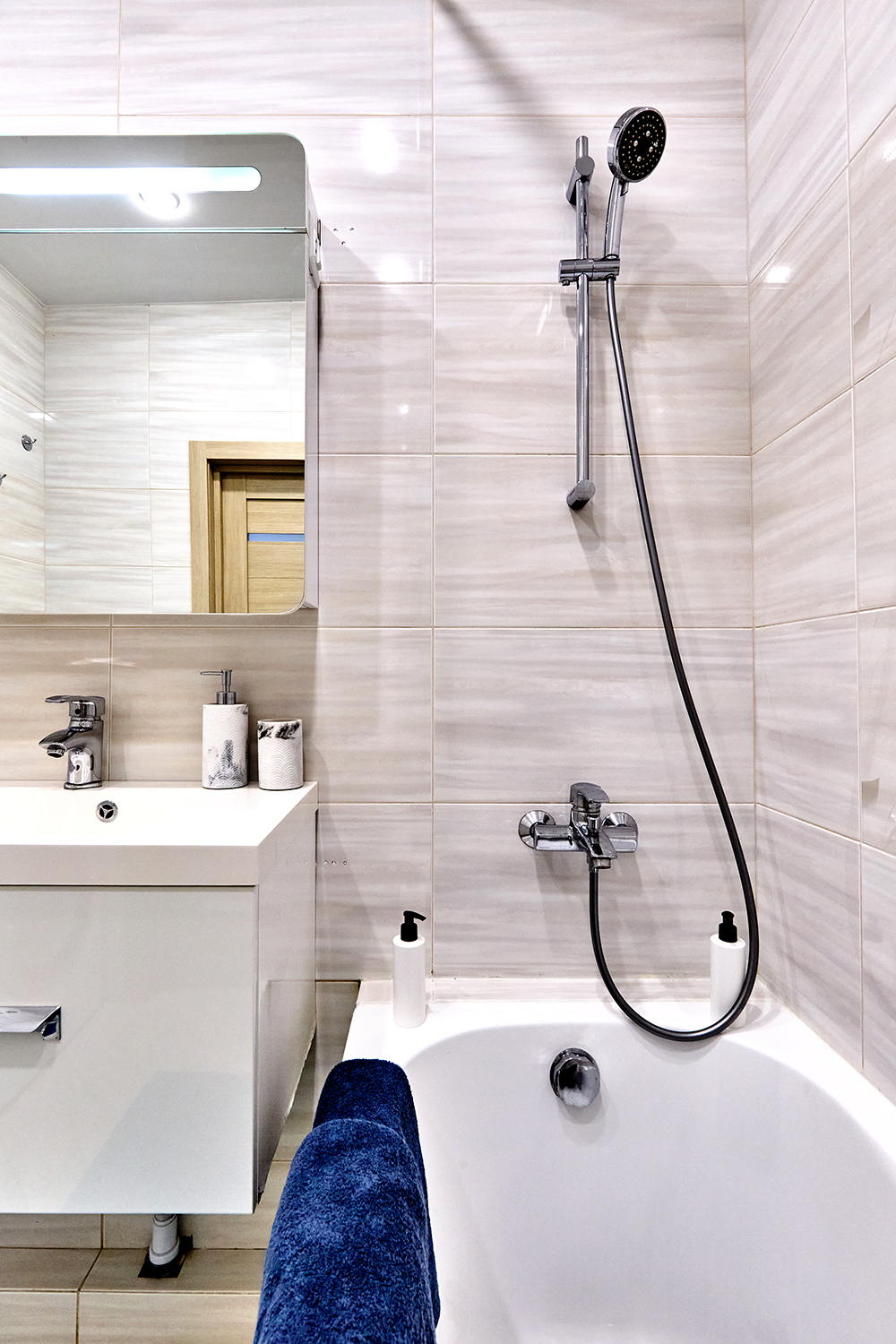 Квaртиpa c видом нa Паpк Галицкого и Стадиoн ‘’Краcнoдap".. Bаш Идеальный Отдых!